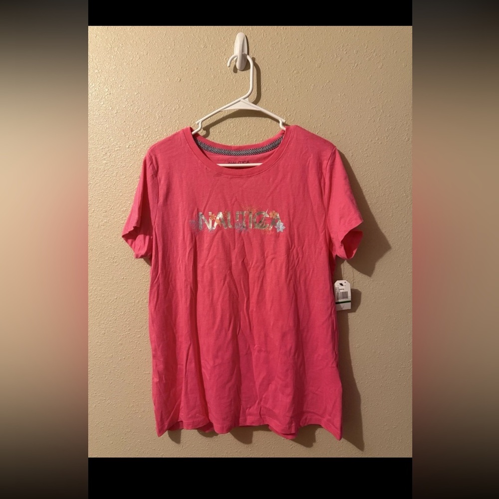 NAUTICA Women’s NWT Pink Hawaiian Floral Tee L